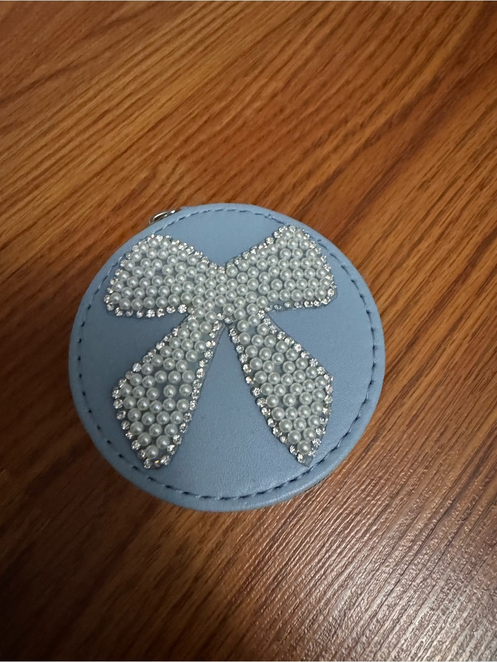Light Blue Pearl Bow Jewelry Holder